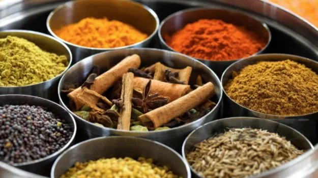 Spice Adulteration: నల్ల మిరియాల నుండి కొత్తిమీర పొడి వరకు.. సుగంధ ద్రవ్యాల కల్తీని ఇలా గుర్తించండి
