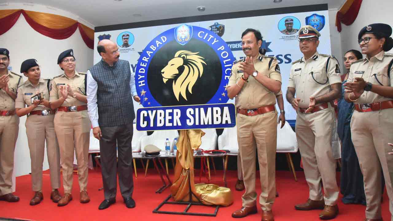 Cyber Crime: సైబర్ నేరాలపై అప్రమత్తత అవసరం: తెలంగాణ డీజీపీ శివధర్ రెడ్డి
