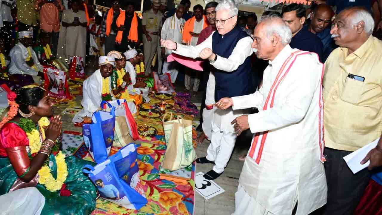 Mass Tribal Weddings in Achampet: గవర్నర్ సమక్షంలో ఘనంగా సామూహిక వివాహాలు..