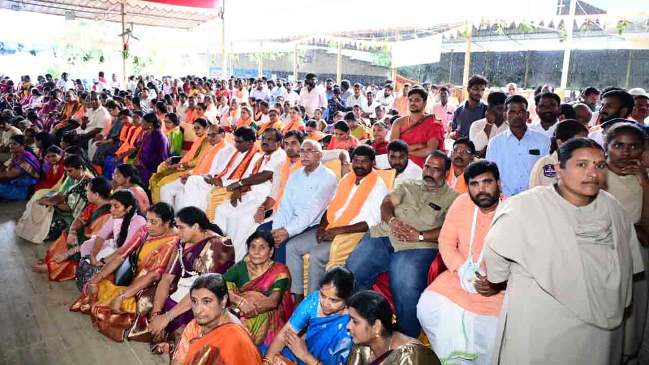 Mass Tribal Weddings in Achampet: గవర్నర్ సమక్షంలో ఘనంగా సామూహిక వివాహాలు..