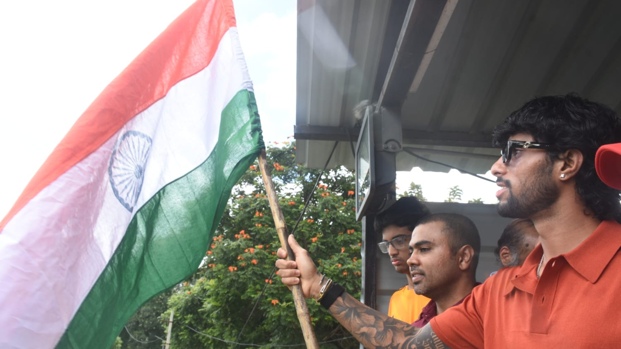 Tilak Varma: హైదరాబాద్‌లో ఇండియన్ క్రికెటర్ తిలక్ వర్మ సందడి