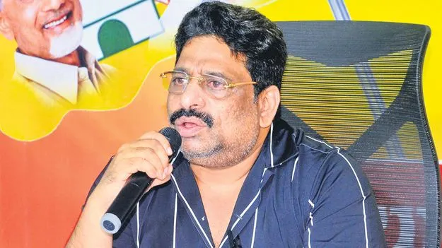 Buddha Venkanna: జోగి, జగన్‌ కలిస్తే కల్తీ మద్యం తయారు