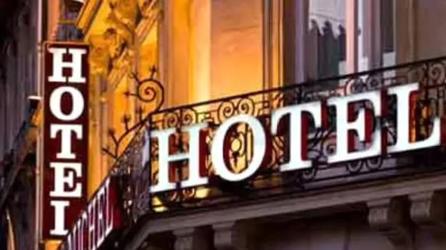 AP Govt: అమరావతిలో మరో రెండు 4 స్టార్‌ హోటళ్లు   