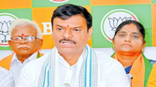 BJP AP President Madhav: సీఎం చంద్రబాబు పనితీరు అభినందనీయం