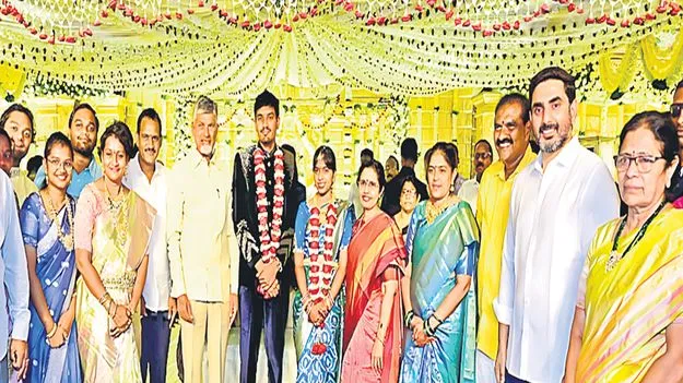 Palakollu: వైభవంగా మంత్రి నిమ్మల కుమార్తె వివాహం