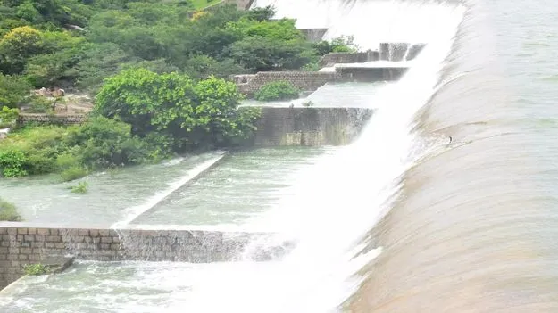 Water Management: చెరువులు నిండాయ్‌