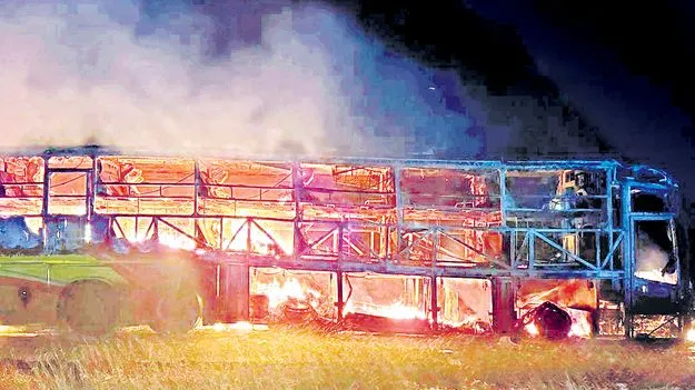  Kurnool Bus Accident: బస్సు ప్రమాదంపై దుష్ప్రచారం..27 మందిపై కేసు