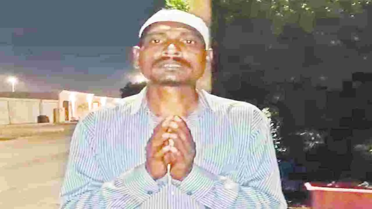 Worker Exploitation: సీఎం గారూ..  మీరే ఆదుకోవాలి