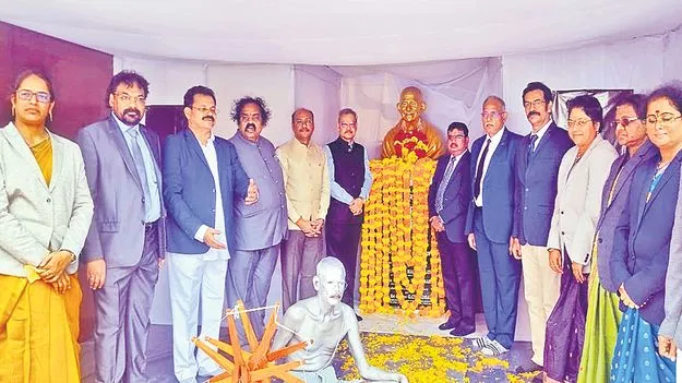 Bar Association: 2 వరకు బెజవాడ బార్‌లో గాంధీ జయంతి ఉత్సవ్‌ 