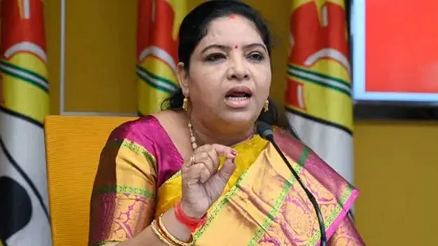 లెవెంత్‌ రెడ్డికి బుర్ర పోయింది!: సంధ్యారాణి