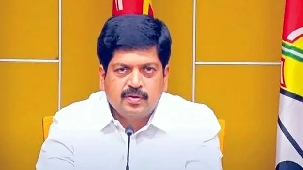 Minister Kollu Ravindra: 400 కోట్ల ఫీజు బకాయిలు చెల్లించాం