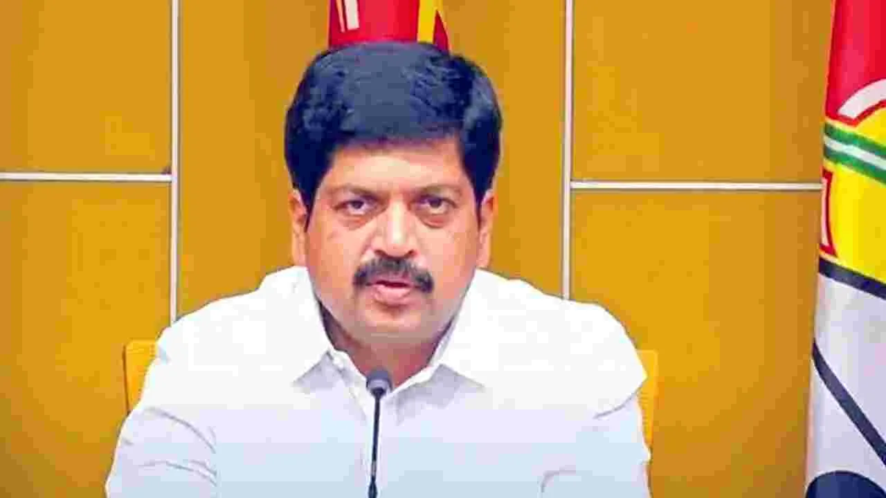 Minister Kollu Ravindra: 400 కోట్ల ఫీజు బకాయిలు చెల్లించాం