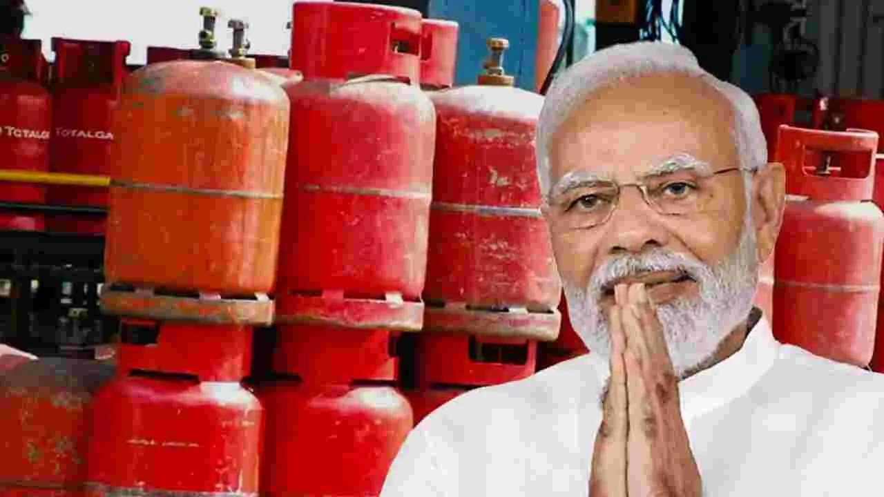 AP Govt: దీపం-ఉజ్వల జిల్లాస్థాయి కమిటీలు ఏర్పాటు