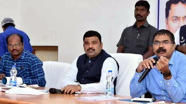  Labour Secretary M.V. Seshagiri Babu: కార్మికుల పని గంటల్లో మార్పులు