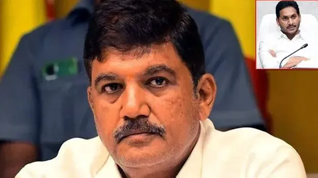 MLA Dhulipalla Narendra Kumar: అంబటి, జగన్‌ పత్రిక, టీవీకి లీగల్‌ నోటీసులు