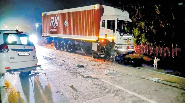 Accident: రెప్పపాటులో నలుగురు బలి