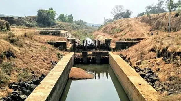 వరికెపూడిసెలను పూర్తి చేద్దాం: సీఎం