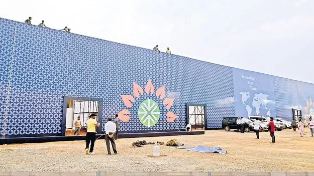 Visakhapatna: పెట్టుబడుల సదస్సుకు భారీ ఏర్పాట్లు