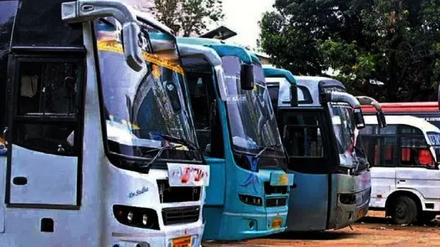 Employee Union Recommendations: ప్రైవేట్‌ ట్రావెల్స్‌ను కట్టడి చేయాలి