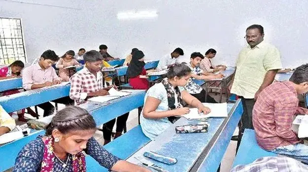 Human Resource Development Dept: ఇంటర్‌లో వసూళ్లపై ప్రభుత్వం సీరియస్‌