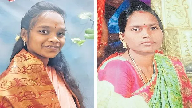 Mahbubabad: బతుకమ్మ ఆడుతూ గుండెపోటుతో ఇద్దరి మృతి  