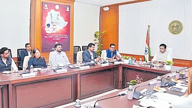 Minister Sridhar Babu: పెట్టుబడులతో రండి 