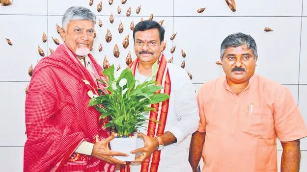 AP BJP: ఖాదీ సంతకు రండి