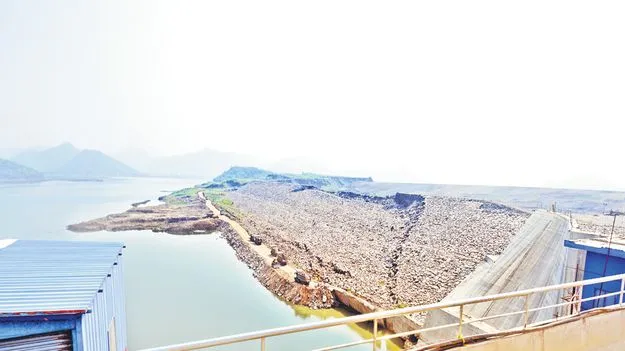 International Experts: జగన్‌ తప్పిదాలు సరిదిద్దాల్సిందే