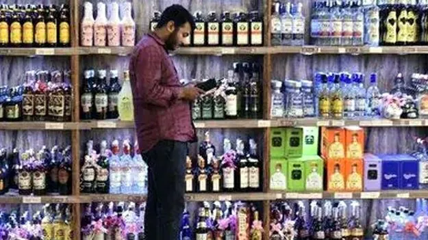  Excise Department: ప్రతి సీసా స్కాన్‌ చేయాల్సిందే