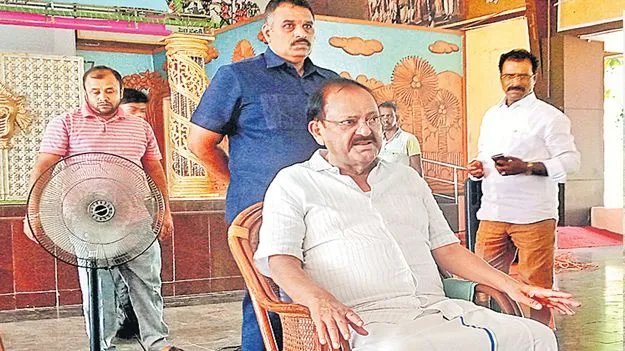 Venkaiah Naidu: ఉచితాలు కాదు.. అభివృద్ధే ప్రధానం