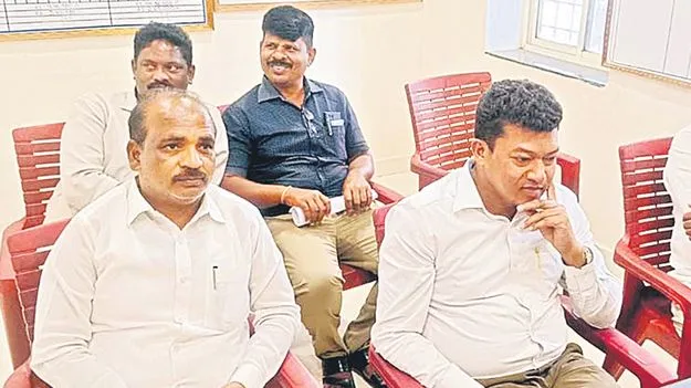 Former Minister Appalaraju: పోలీసు స్టేషన్‌పై అనుచిత వ్యాఖ్యలు