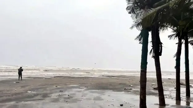 Montha Cyclone: తూర్పున కకావికలం