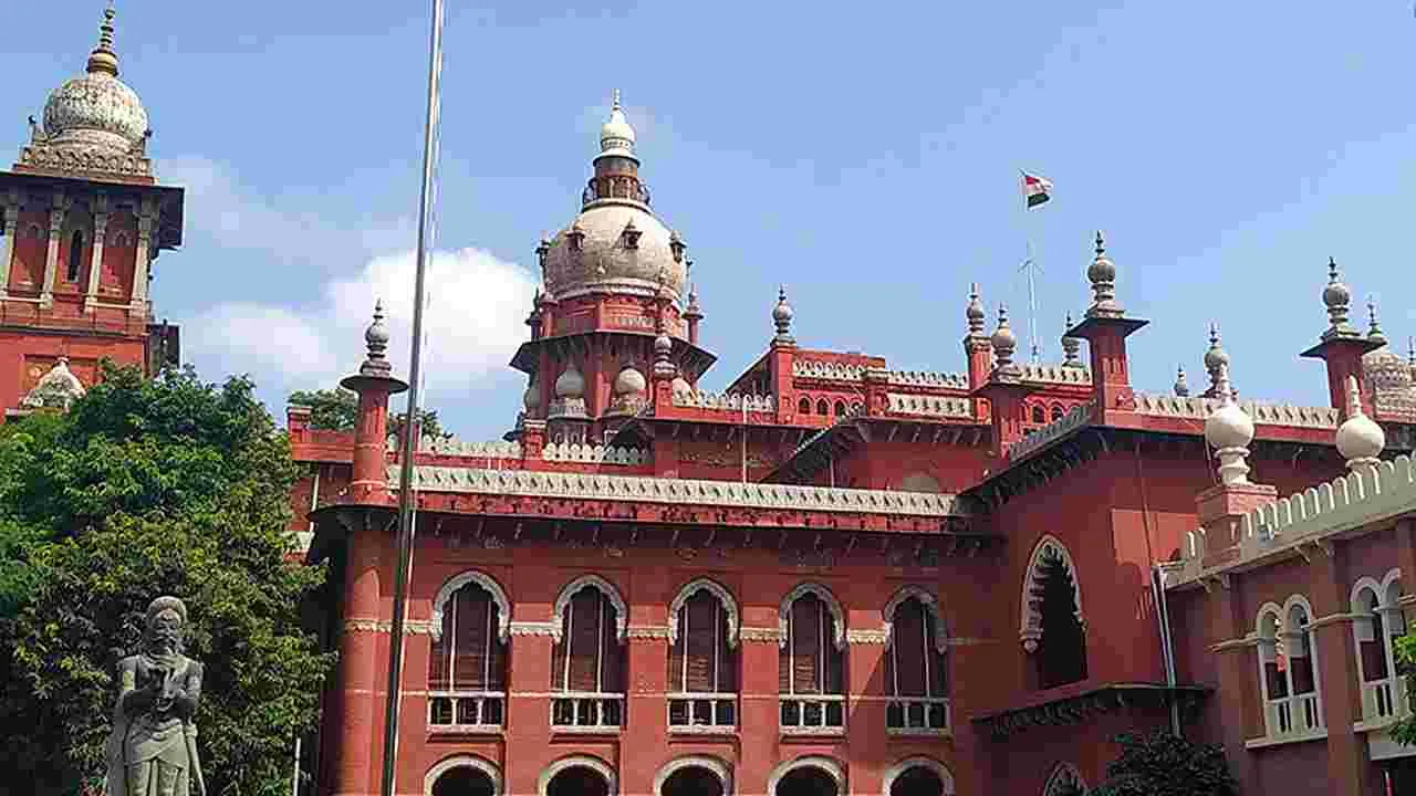 Madras High Court: తప్పుడు సాక్ష్యాలు సృష్టిస్తారా