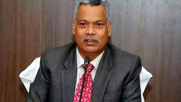 అవసరంలేని బస్సులు ఆపేయండి: ఎండీ