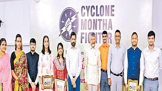 CM Chandrababu: కలిసి పనిచేసి కష్టాన్ని ఎదుర్కొన్నాం