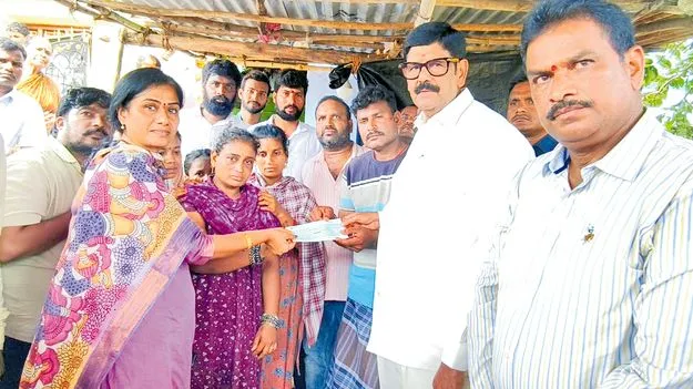 TDP Ministers: అండగా ఉంటాం