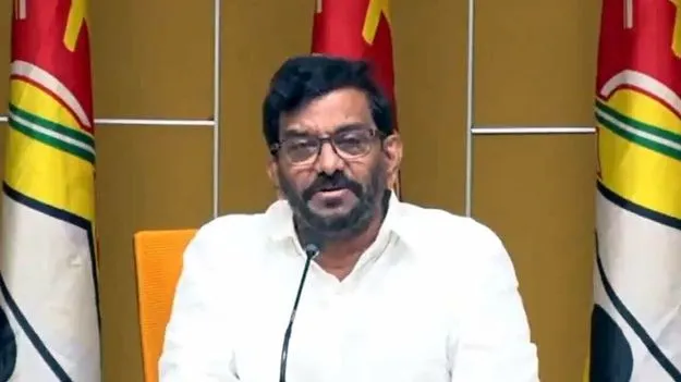 Somireddy: డ్రాయర్ల కంపెనీని వెళ్లగొట్టిన వ్యక్తి  డేటా కంపెనీ తెచ్చాడట..