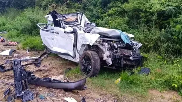 Road Accident: మిత్రబృందంపై మృత్యుపంజా