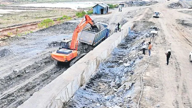 Polavaram Project: ఈసీఆర్‌ఎఫ్‌ డ్యాం నిర్మాణానికి సన్నాహాలు