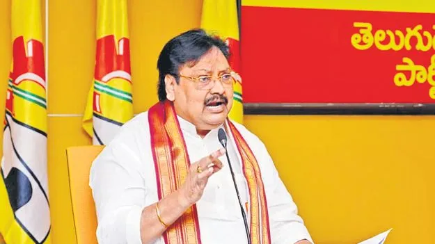 కల్తీ మద్యం వ్యాపారులు జగన్‌ బినామీలే: వర్ల