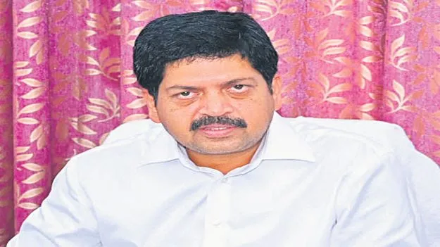Minister Kollu Ravindra: ప్రజలు ఛీ కొట్టినా పేర్నికి బుద్ధి రాలేదు