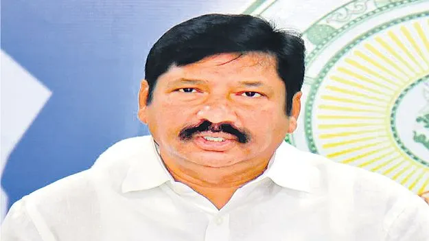 Jogi Ramesh: నకిలీ మద్యం కేసును సీబీఐకి అప్పగించండి