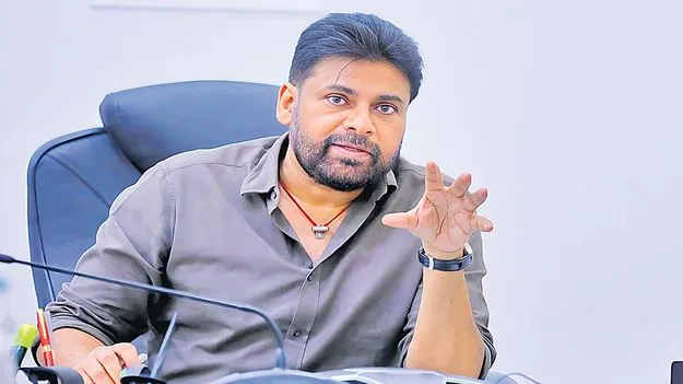 తొక్కిసలాట కలచివేసింది: పవన్‌ కల్యాణ్‌ 