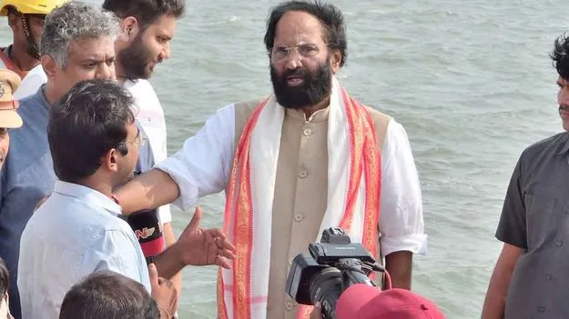 Almatti Dam : ఆల్మట్టి డ్యాం ఎత్తు పెంపునకు తెలంగాణ వ్యతిరేకం: ఉత్తమ్