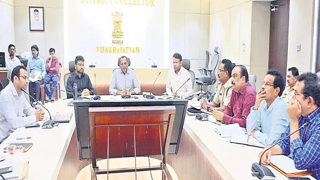 పెట్టుబడుల సదస్సుకు 3,000 మంది...