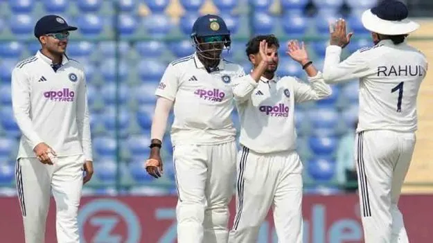 Delhi Test: వెస్టిండీస్ ఆలౌట్.. భారత్ టార్గెట్ ఎంతంటే?