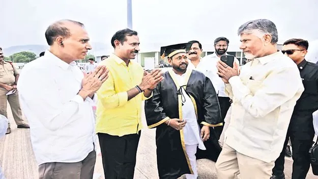 ముఖ్యమంత్రికి ఆత్మీయ స్వాగతం 