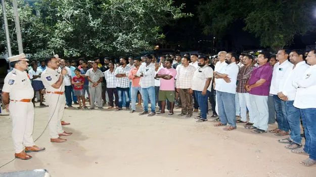 అక్రమ కార్యకలాపాలకు పాల్పడితే ‘షీట్స్‌’ తెరుస్తాం...