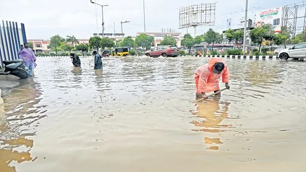 మొంథా ముసురు