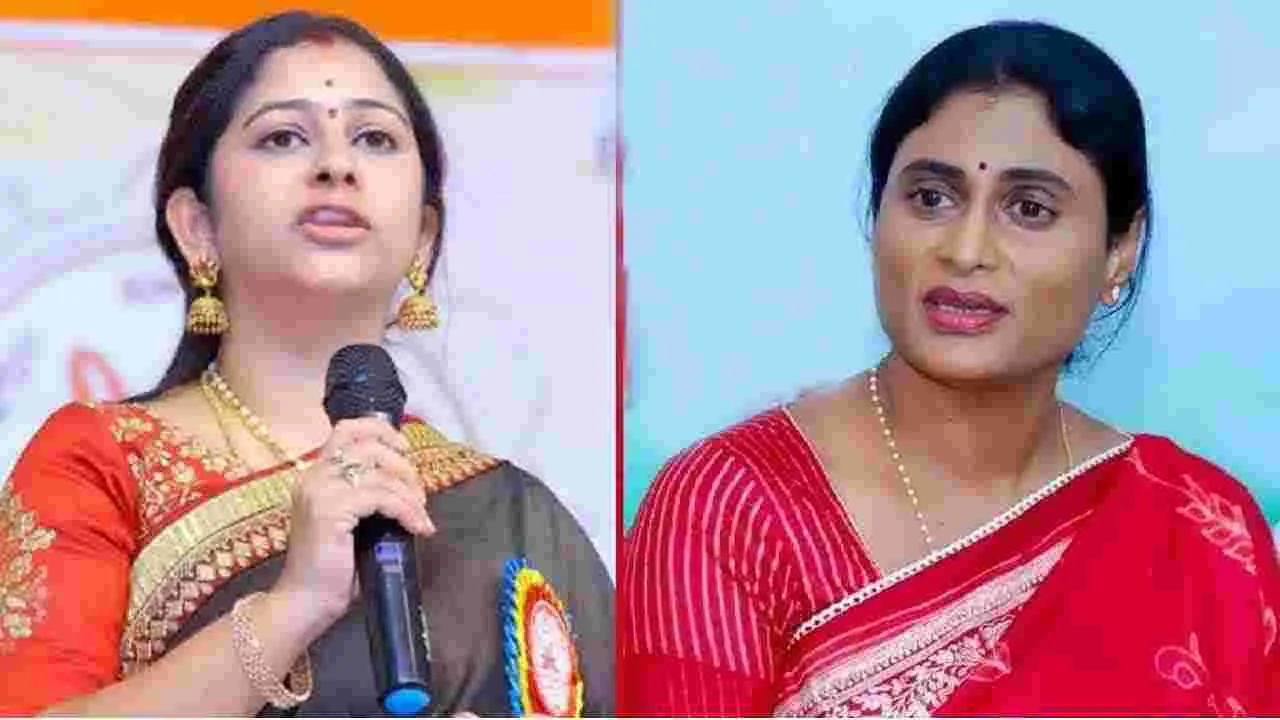Yamini Sharma Fires On Sharmila: షర్మిలా మతి తప్పి మాట్లాడటం మానుకో.. యామిని శర్మ స్ట్రాంగ్ కౌంటర్